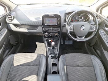 Used Renault Clio 2017 for sale - 79286655: Photo