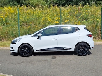 Used Renault Clio 2017 for sale - 79286655: Photo