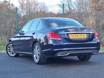 Used Mercedes-Benz C Class 2015 for sale - 76533308: Photo
