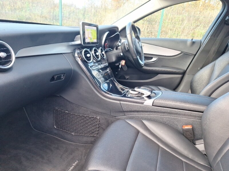 Used Mercedes-Benz C Class 2015 for sale - 76533308: Photo 5