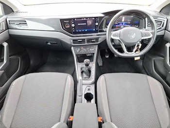 Used Volkswagen Polo 2024 for sale - 79372995: Photo