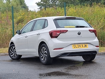 Used Volkswagen Polo 2024 for sale - 79372995: Photo