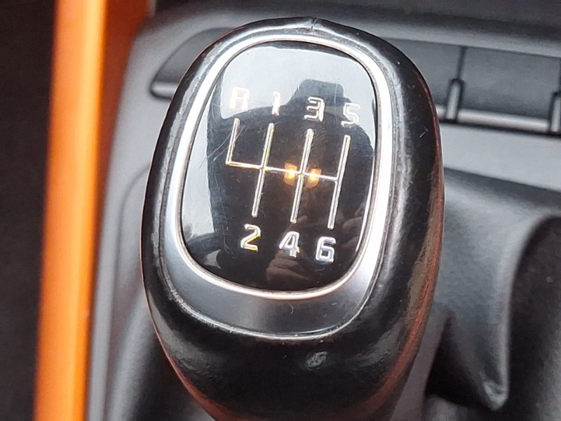 Used Kia Stonic 2019 for sale - 76695691: Photo 17