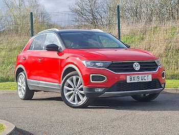Used Volkswagen T-Roc 2019 for sale - 78274697: Photo