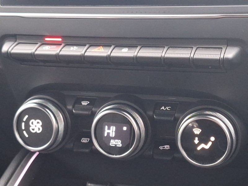 Used Renault Clio 2024 for sale - 77433879: Photo 12