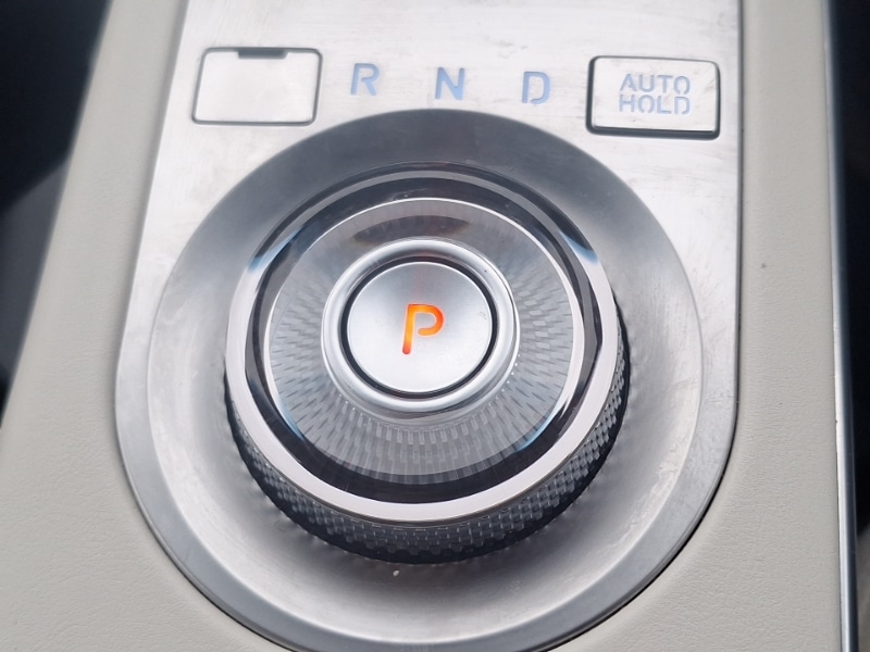 Used Genesis GV70 2023 for sale - 76548807: Photo 15