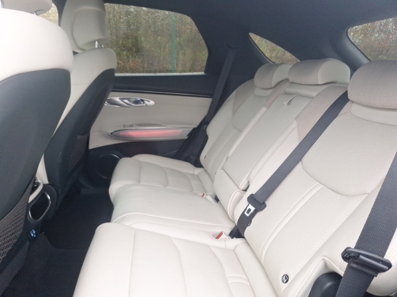 Used Genesis GV70 2023 for sale - 76548807: Photo 6