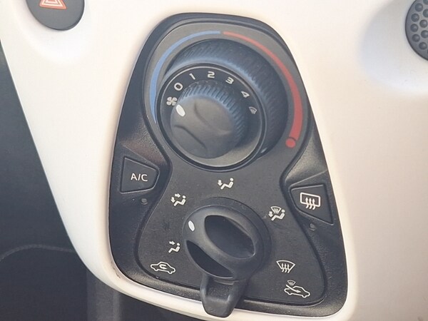 Used Citroen C1 2020 for sale - 76289287: Photo 14