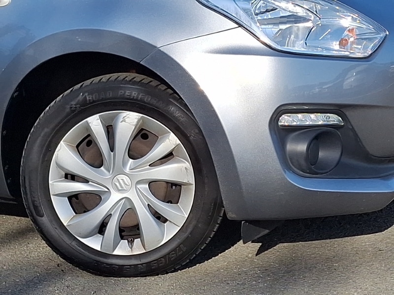 Used Suzuki Swift 2019 for sale - 77797432: Photo 9