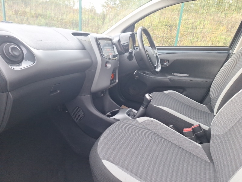 Used Toyota AYGO 2019 for sale - 77173843: Photo 5