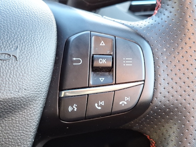 Used Ford Focus 2021 for sale - 76556345: Photo 19