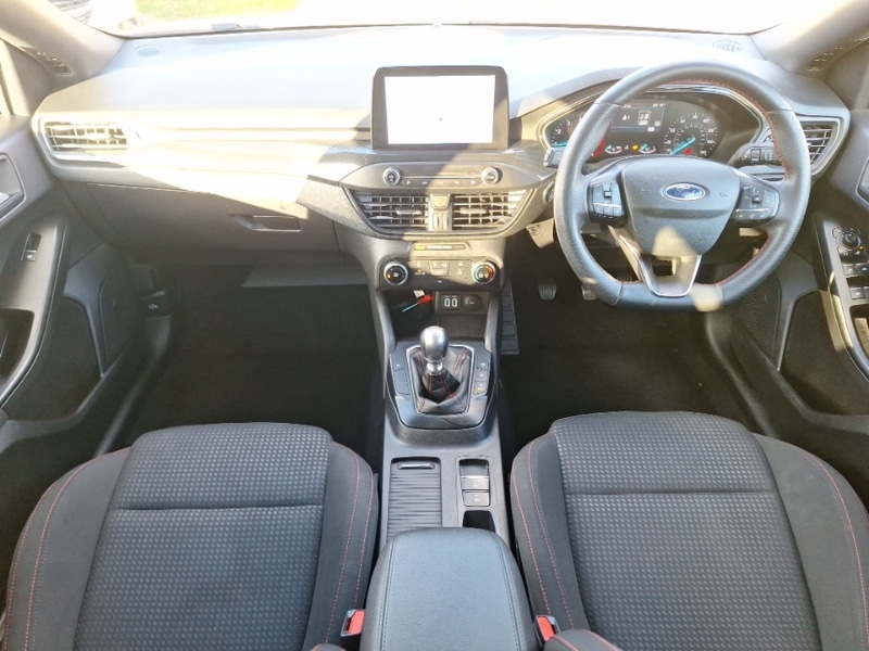 Used Ford Focus 2021 for sale - 76556345: Photo 2