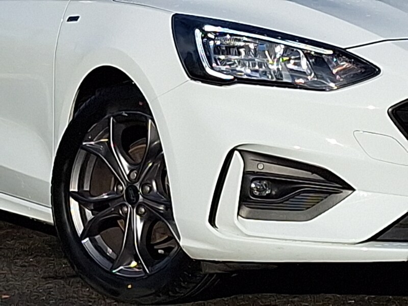 Used Ford Focus 2021 for sale - 76556345: Photo 9