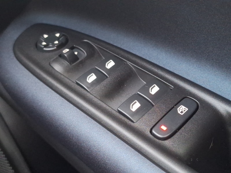 Used Alfa Romeo Junior 2025 for sale - 77908062: Photo 13