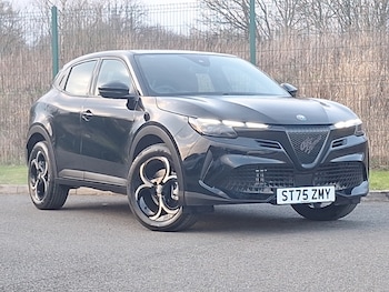 Used Alfa Romeo Junior 2025 for sale - 77908062: Photo