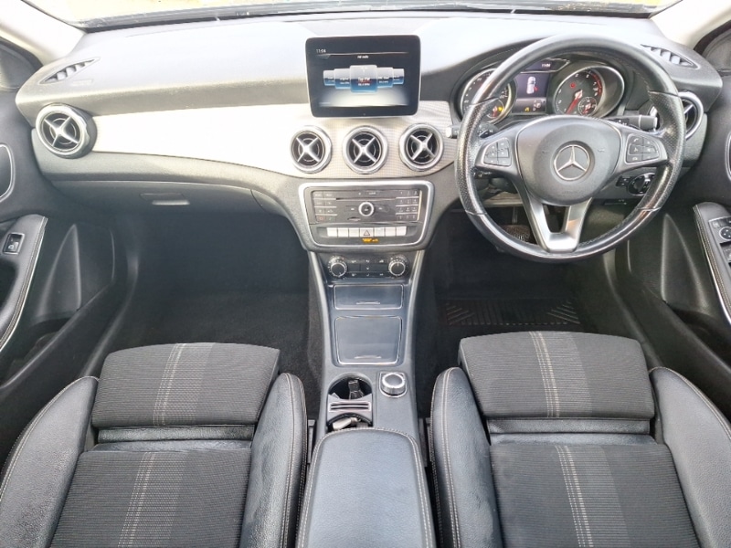 Used Mercedes-Benz GLA 2020 for sale - 76354489: Photo 2