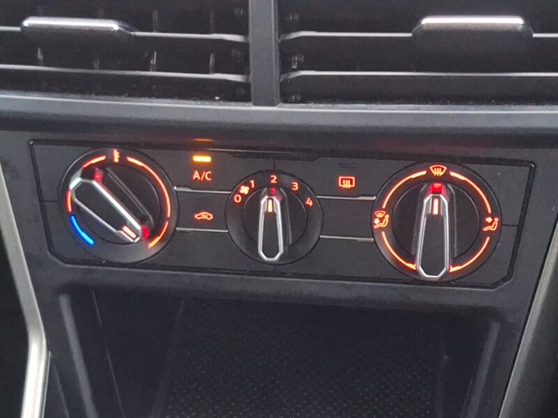 Used Volkswagen Polo 2021 for sale - 77702199: Photo 12