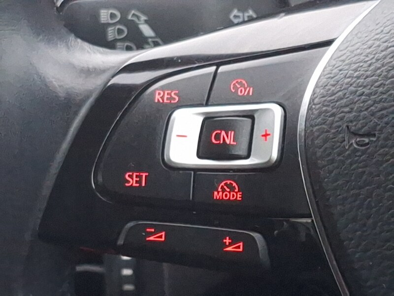 Used Volkswagen Polo 2021 for sale - 77702199: Photo 18