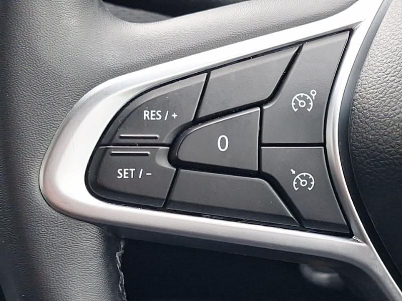 Used Renault Clio 2021 for sale - 77751680: Photo 18