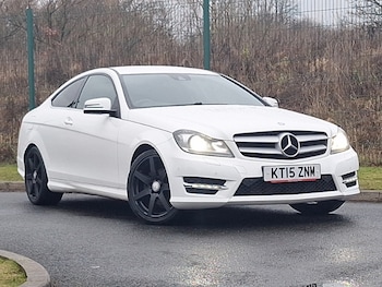 Used Mercedes-Benz C Class 2015 for sale - 77311660: Photo