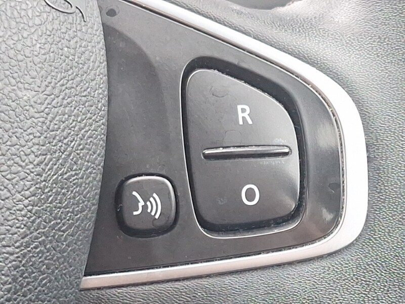 Used Renault Captur 2017 for sale - 77518230: Photo 19