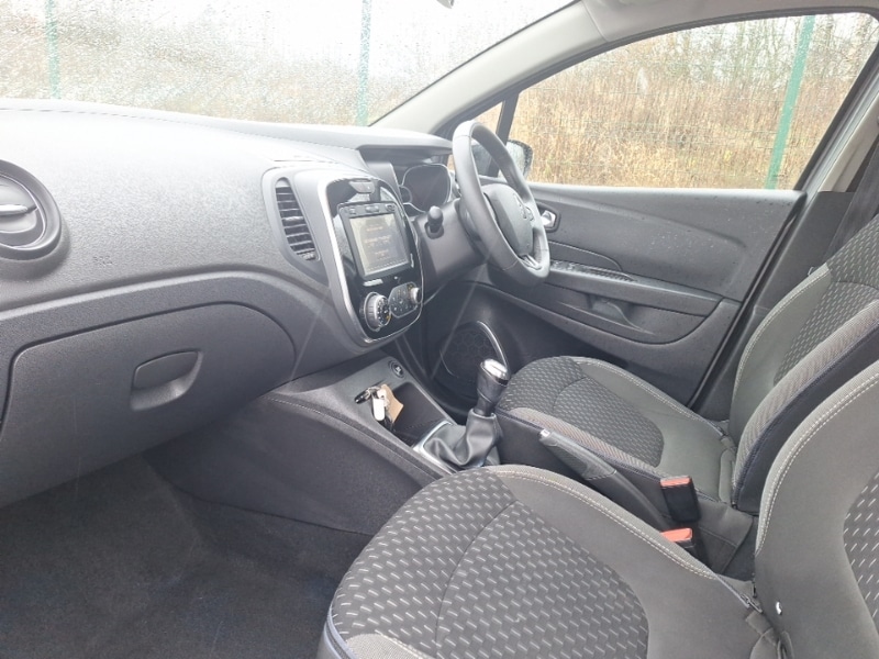 Used Renault Captur 2017 for sale - 77518230: Photo 5