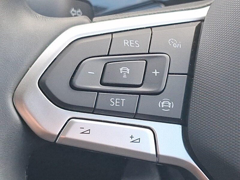 Used Volkswagen T-Cross 2023 for sale - 78013233: Photo 18