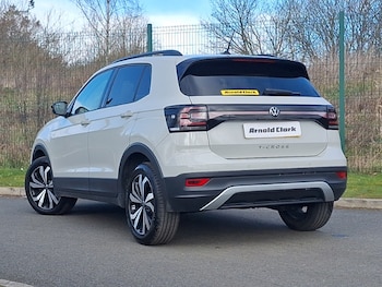 Used Volkswagen T-Cross 2023 for sale - 78013233: Photo