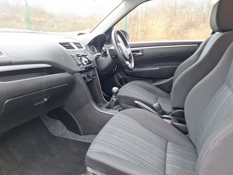 Used Suzuki Swift 2016 for sale - 77183693: Photo 5