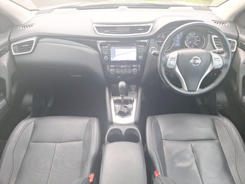 Used Nissan Qashqai 2016 for sale - 76348266: Photo 2