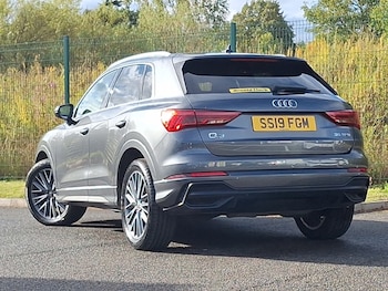 Used Audi Q3 2019 for sale - 75946390: Photo 3