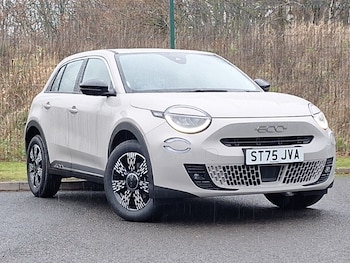 Used Fiat 600 2025 for sale - 76897747: Photo