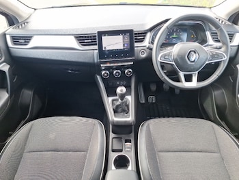 Used Renault Captur 2022 for sale - 76083368: Photo 2