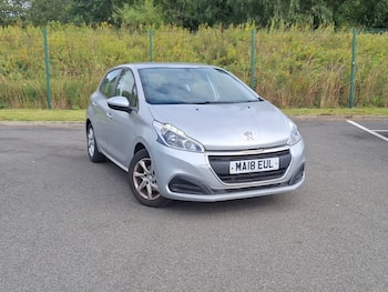 Used Peugeot 208 2018 for sale - 79642323: Photo