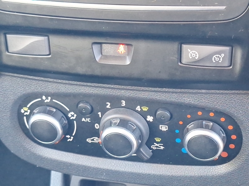 Used Dacia Duster 2018 for sale - 77105727: Photo 15