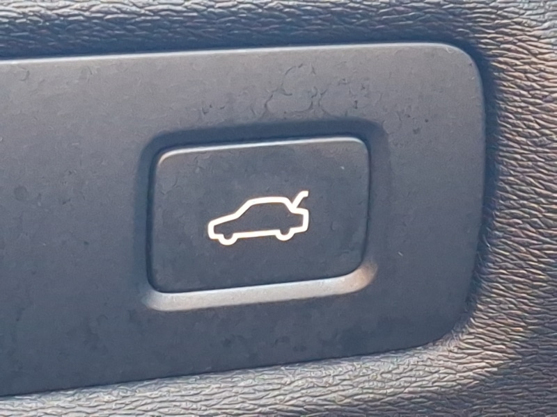 Used Volvo S90 2018 for sale - 77251702: Photo 17