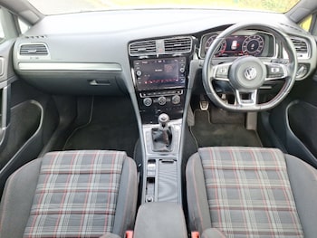 Used Volkswagen Golf 2019 for sale - 79433492: Photo