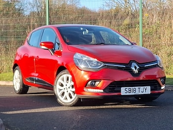 Used Renault Clio 2018 for sale - 76628935: Photo
