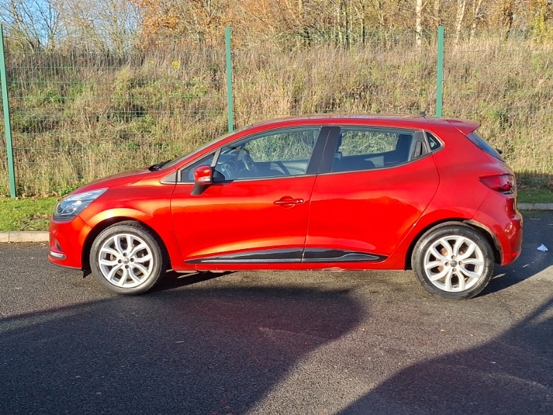 Used Renault Clio 2018 for sale - 76628935: Photo 4