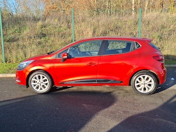 Used Renault Clio 2018 for sale - 76628935: Photo