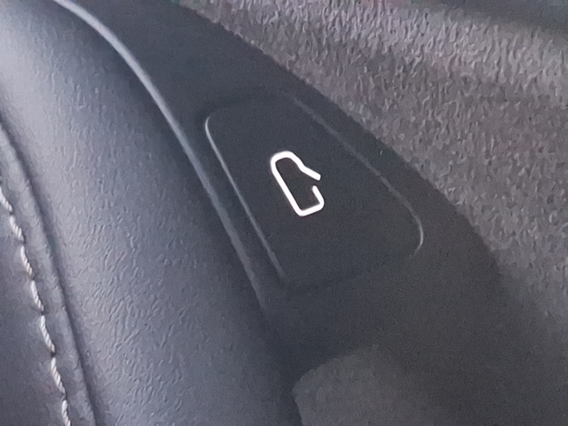 Used Tesla Model Y 2022 for sale - 77108215: Photo 16