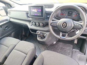 Used Renault Trafic 2023 for sale - 76199287: Photo