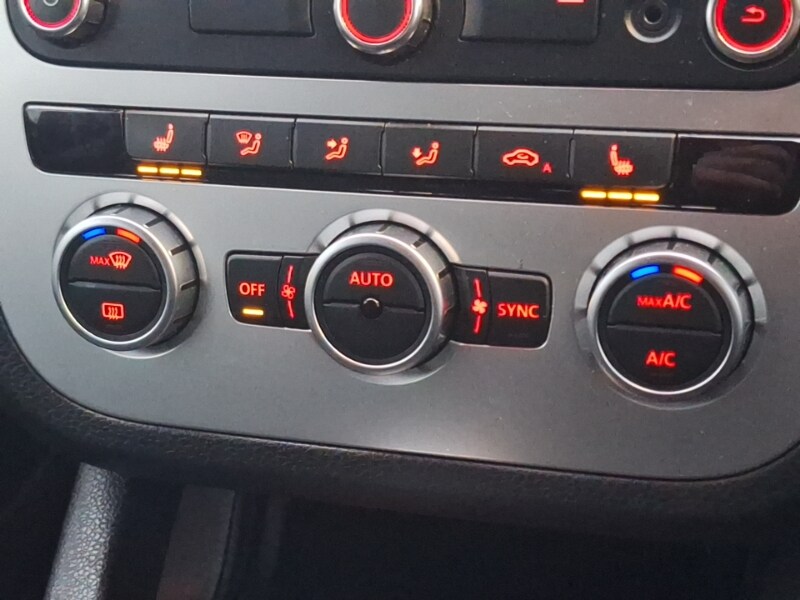 Used Volkswagen Scirocco 2014 for sale - 77722222: Photo 14