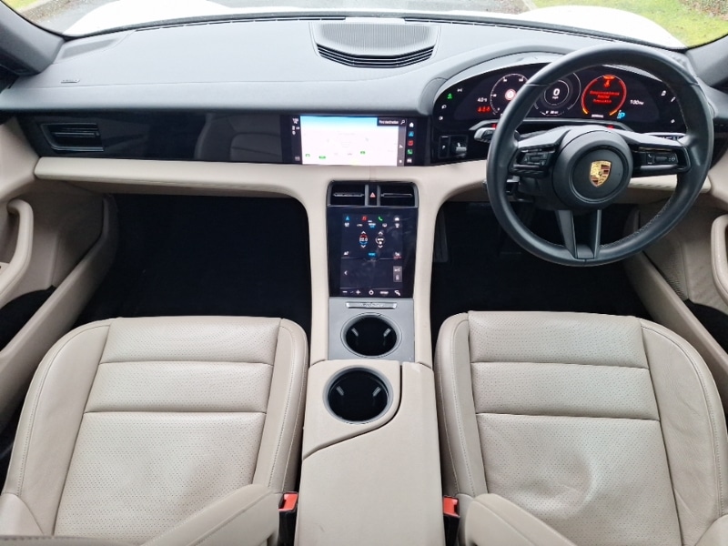 Used Porsche Taycan 2022 for sale - 77518199: Photo 2