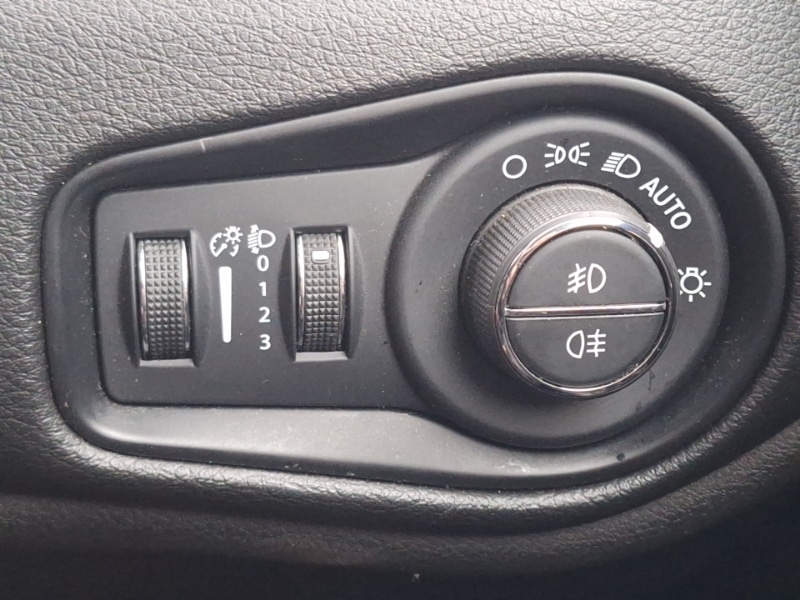 Used Jeep Renegade 2022 for sale - 76455844: Photo 17