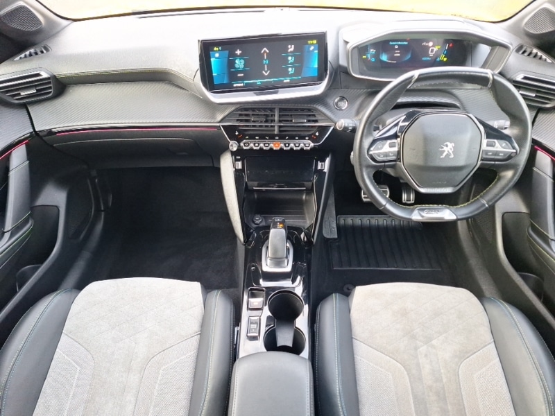 Used Peugeot 208 2021 for sale - 76947548: Photo 2