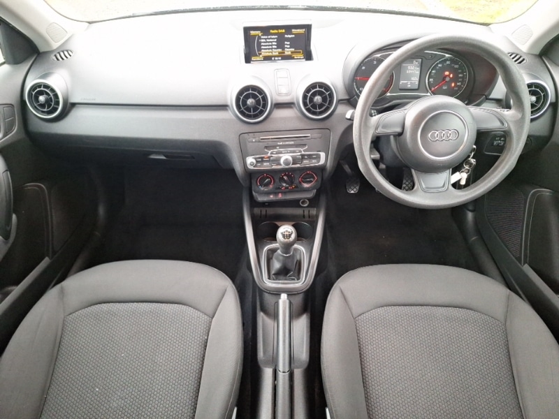 Used Audi A1 2016 for sale - 76150995: Photo 2