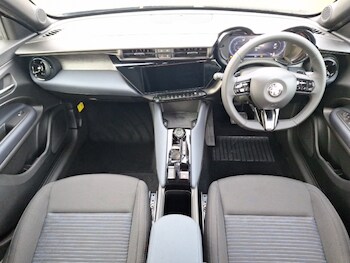 Used Alfa Romeo Junior 2025 for sale - 76983355: Photo