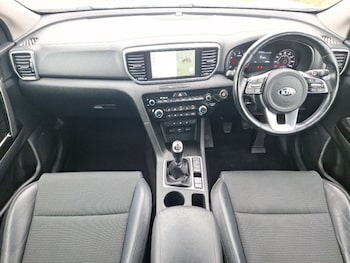 Used Kia Sportage 2018 for sale - 76150657: Photo 2