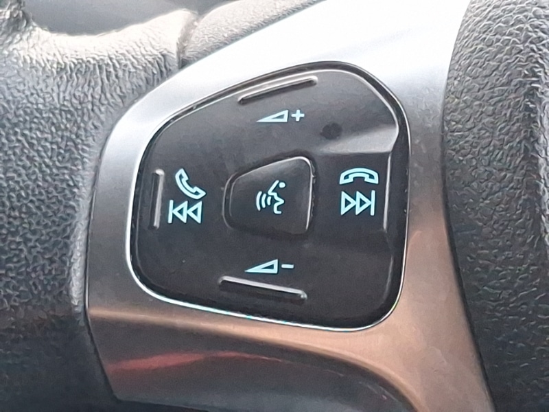 Used Ford Fiesta 2017 for sale - 77201812: Photo 18